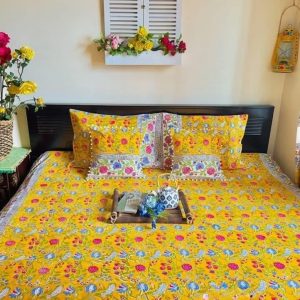 Gifts & Home Decor